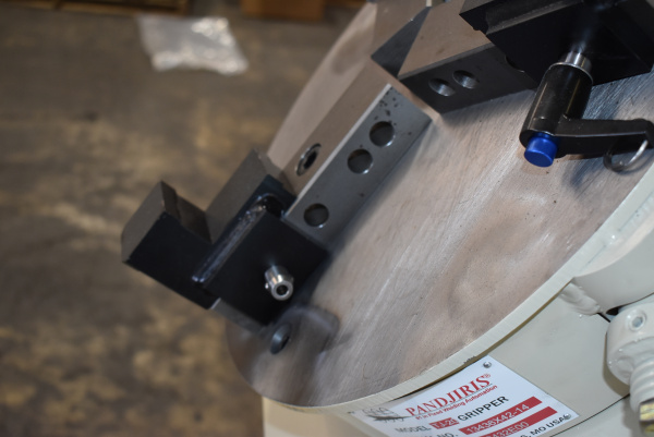 New Pandjiris 15-4 AB Welding Positioner with TJ-20 Gripper Chuck