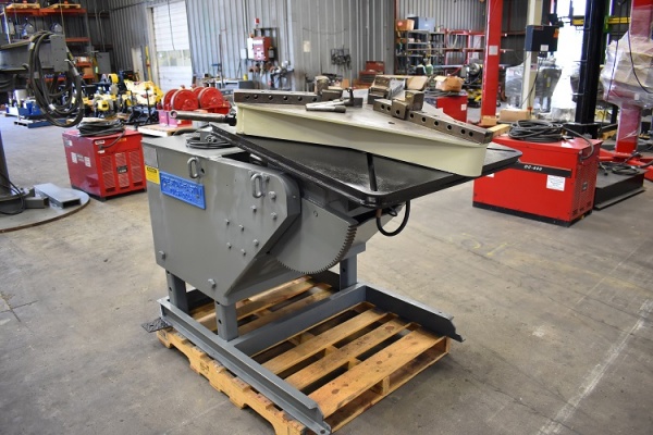 Used 3000 lb Positioner with Chuck [WP8818]