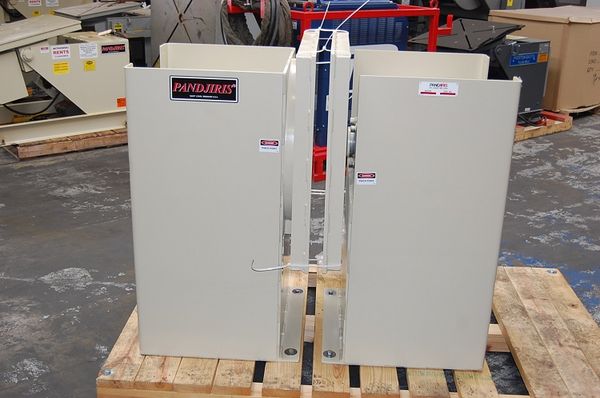 Pandjiris Head & Tail Stock: Side View