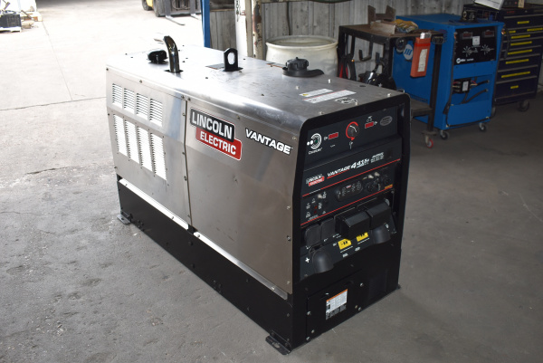 2019 Lincoln Vantage 441X [WM030922-1]