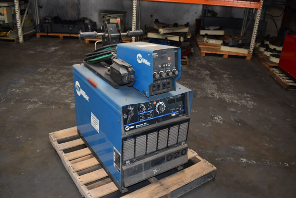 Miller Dimension 452 with Dual Wire Feeder - $4,200 [MWM101320-1]