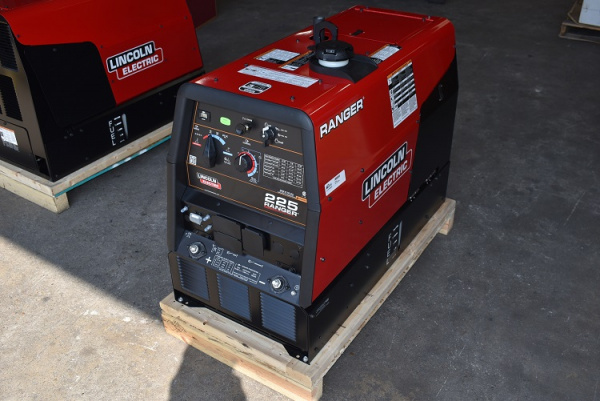 Lincoln Ranger 225 - NEW [WM073021-5]