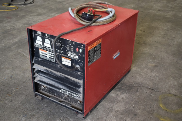 Lincoln DC-1000 Power Supply Used [WM073120-1]