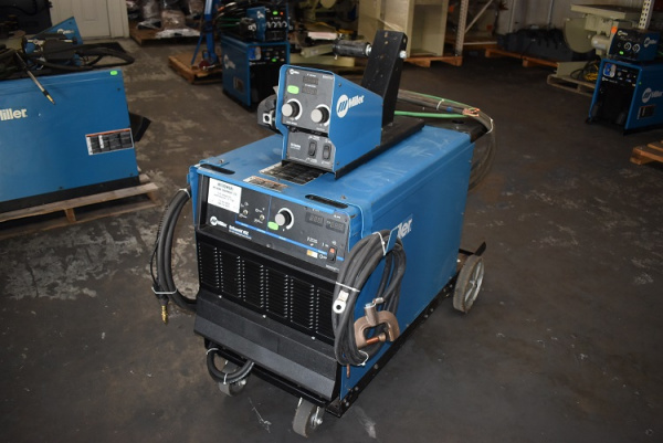 Miller Delta Weld 452 Package - $4,122 [MWM080320-1]