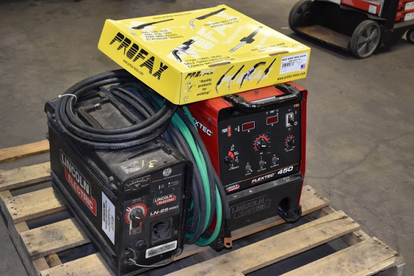 Lincoln Flectec 450 Mig Package - Used - $3,815 [LWM090920-2]