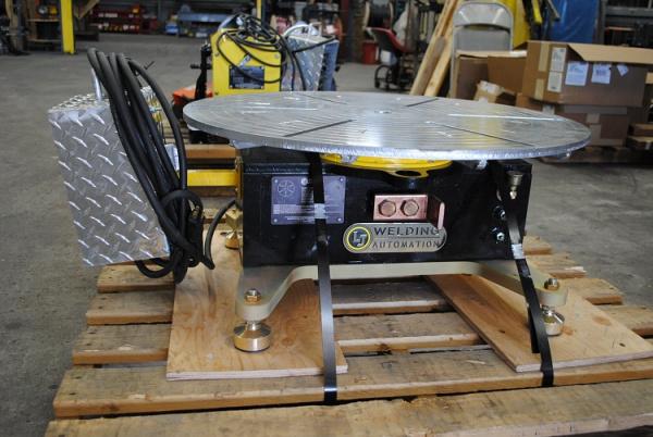 LJ Welding Compact 4,000 lb Floor Table: Control Panel