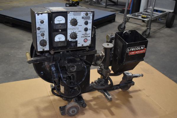 Used Lincoln LT-7 Subarc Tractor (Standard Model)