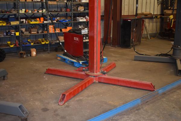Weld Wire 10x10 Manipulator with Lincoln Subarc